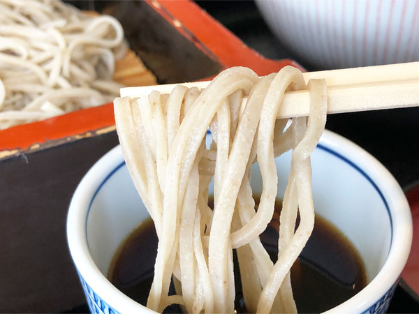 04喉越しのいい蕎麦です