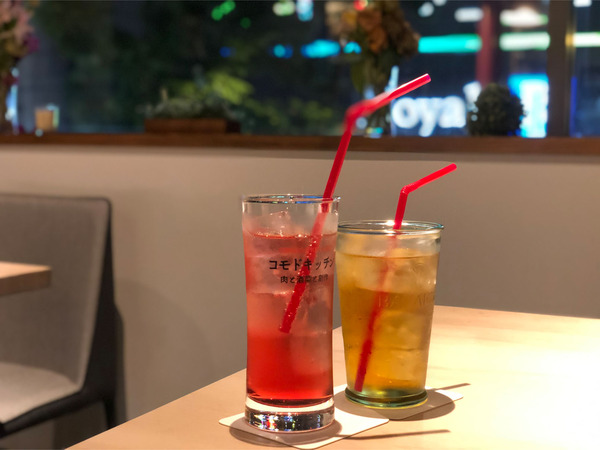 01ノンアルカシスソーダ(490円)・アイスティー(390円)