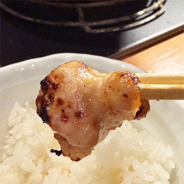 08味噌ホルモンもぷりぷりです