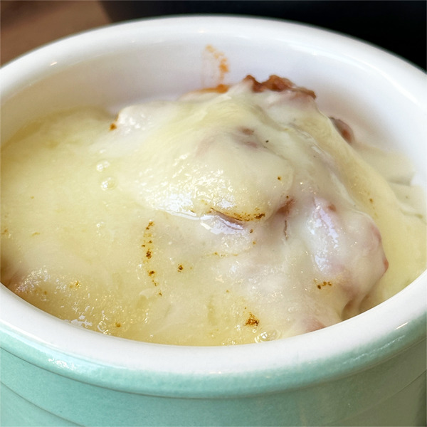 05ホワイトソースとミートソースのグラタン