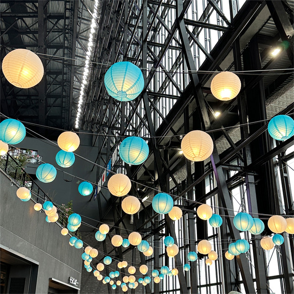 19球場内は夏祭りの提灯が飾られていました