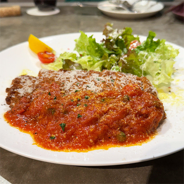 04ミラノ風カツレツ(1430円)