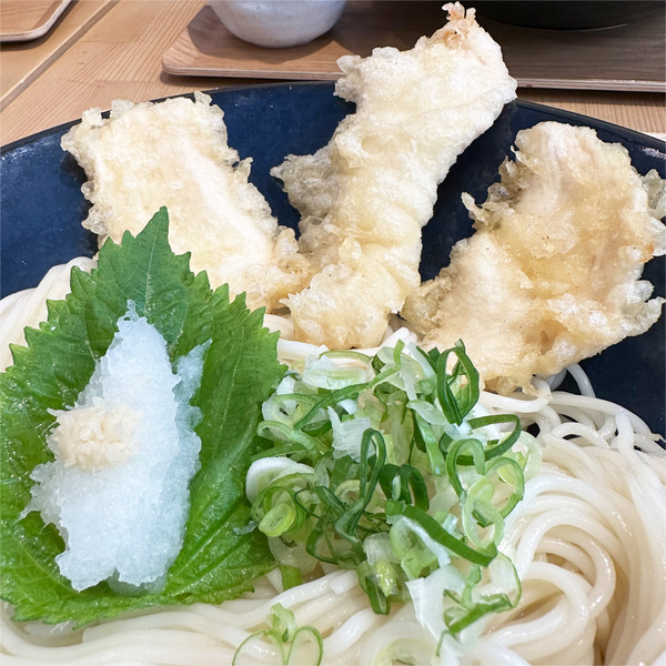 02サクふわのとり天3個入ってます