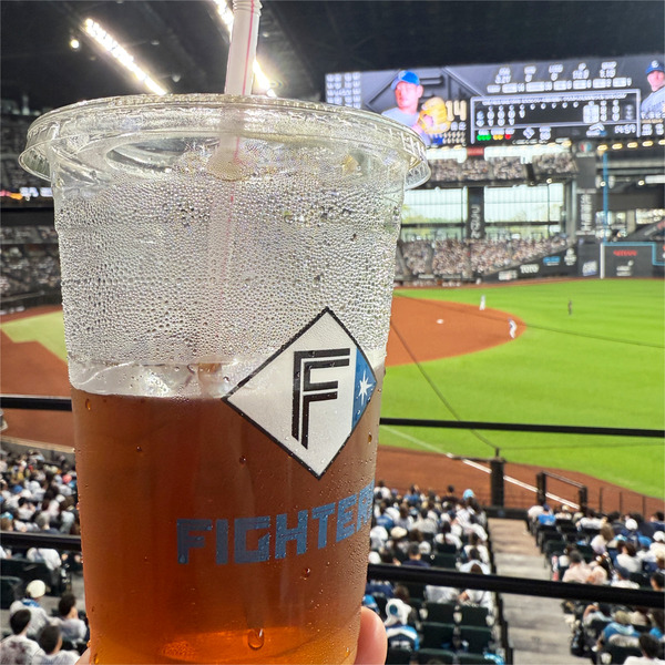 03_ウーロン茶(380円)