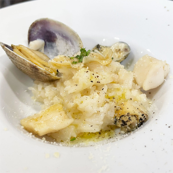 07エシャロットと白ワインの魚介のリゾット