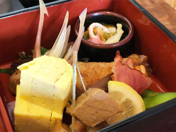 02さくら弁当(980円)おかず