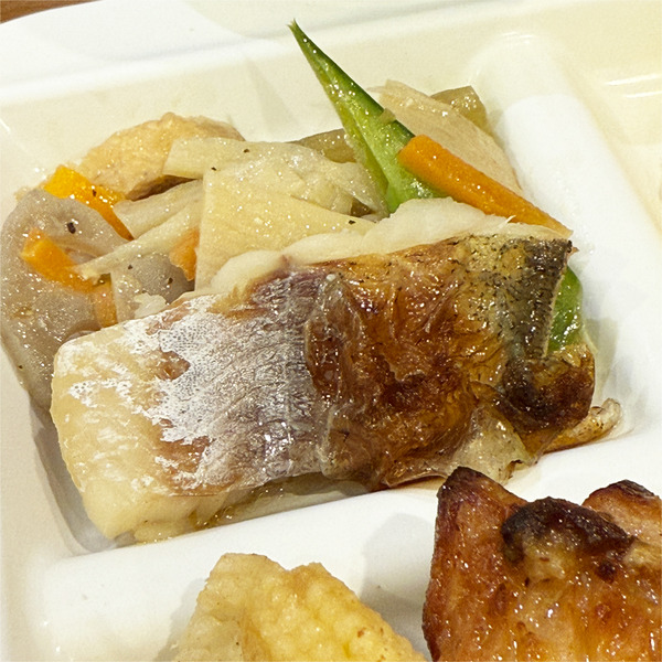 02蕗と筍の塩きんぴら・助宗鱈塩焼