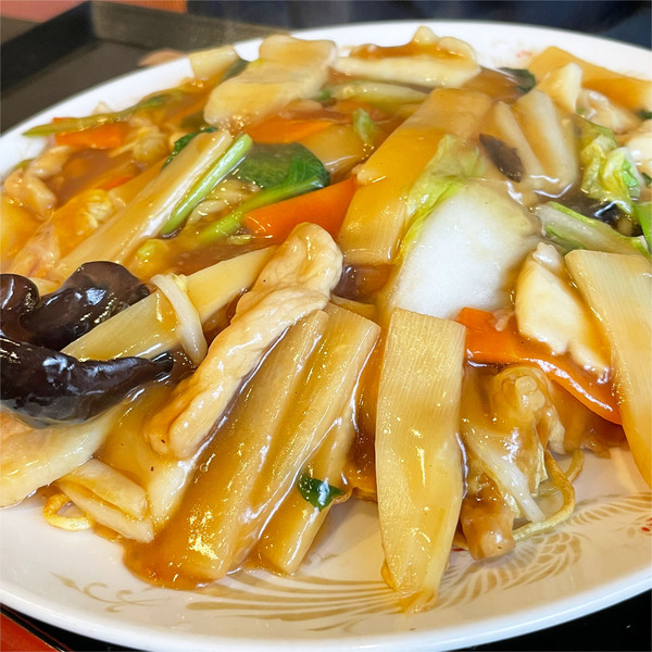 08五目あんかけ焼きそば(880円)