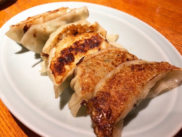 04パイリシャン焼餃子(550円)