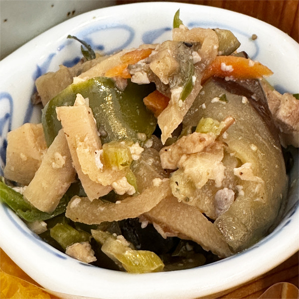 13茄子とチャーシュー、切り干し大根の味噌炒め