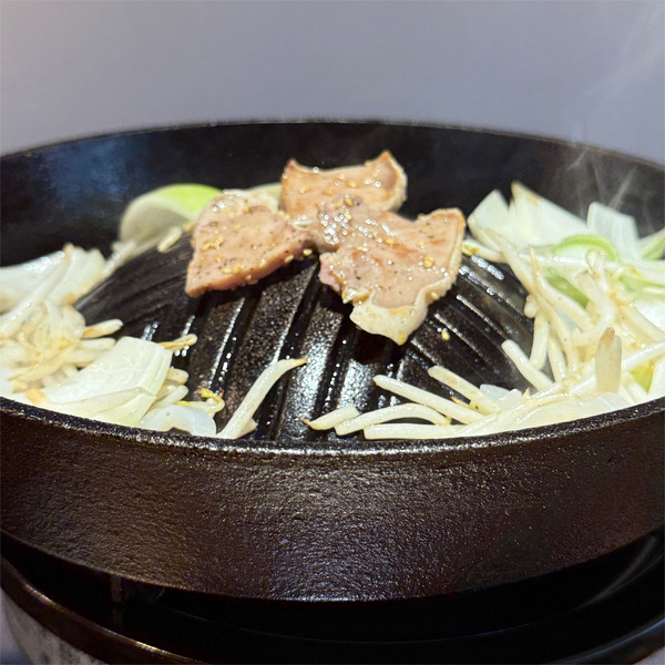 11羊タン焼いてます