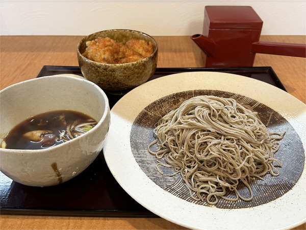 01つけ牡蠣蕎麦(1300円)・とり天丼ミニ(500円)