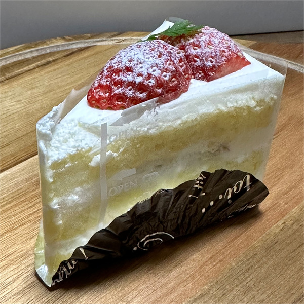 02苺ショート(430円)