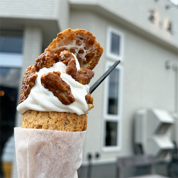 01ザクザクナッツのシューソフト(550円)