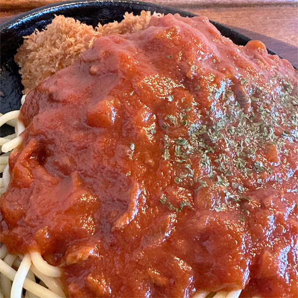 03ソースがたっぷりです