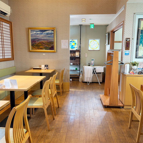 06店内