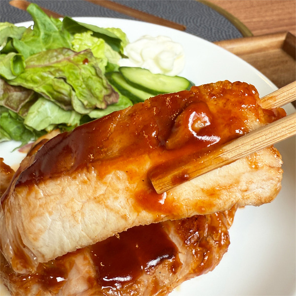 04かみこみ豚の厚切りロース肉