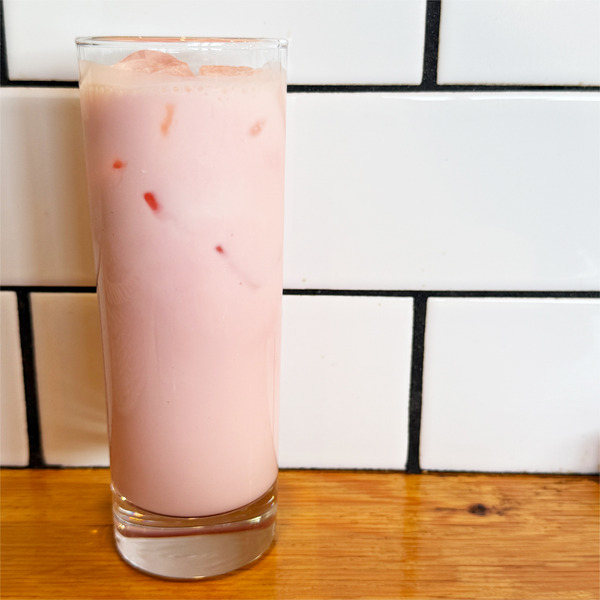 07ストロベリーラッシー(380円)