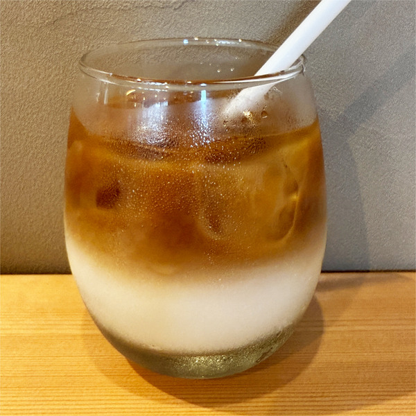 05Cafélierのカフェラテアイス(650円)