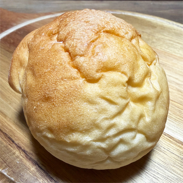 03塩パン(270円)