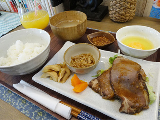 5b843aa9.jpg