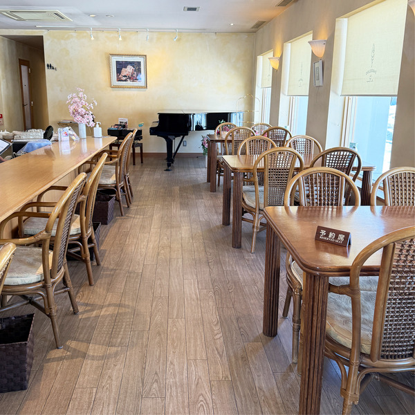 08店内