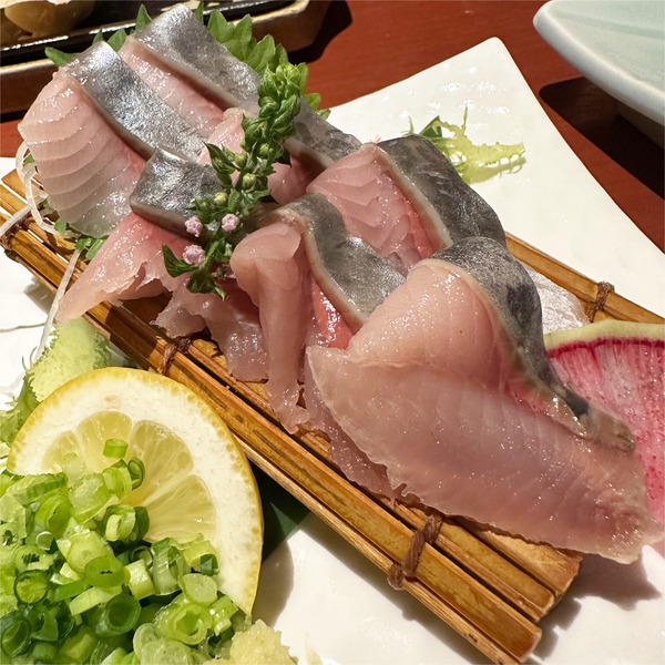 03網走産にしんのお刺身(858円)