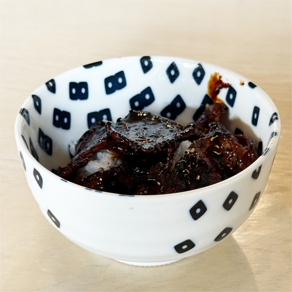 06豚丼(300円)