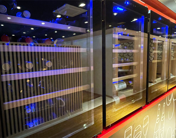 39ワインセラー