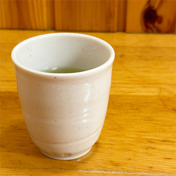 08温かいお茶出ます