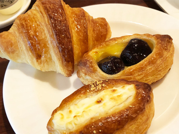 14クロワッサン・チェリーデニッシュ・チーズデニッシュ