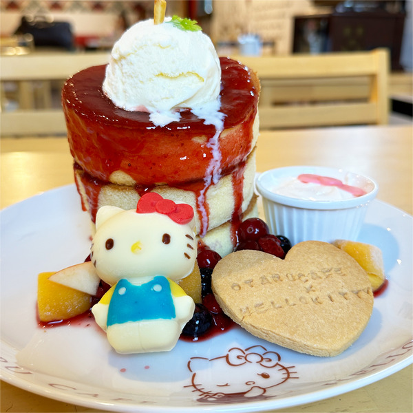 02夢の3段パンケーキ(2000円)