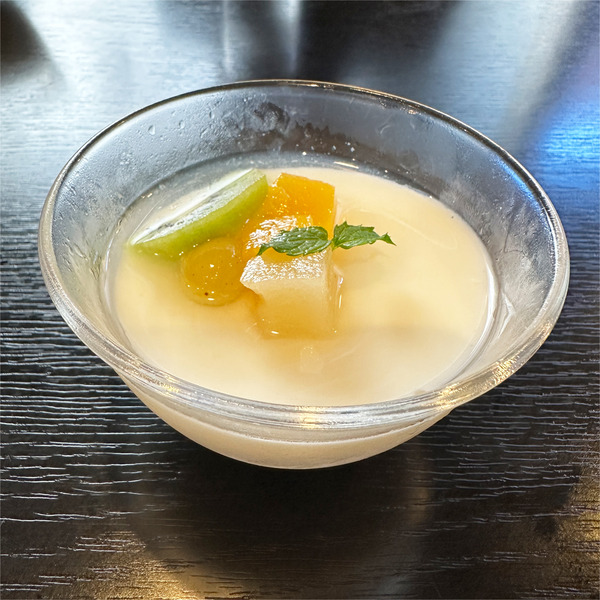 06ミニ杏仁豆腐(270円)