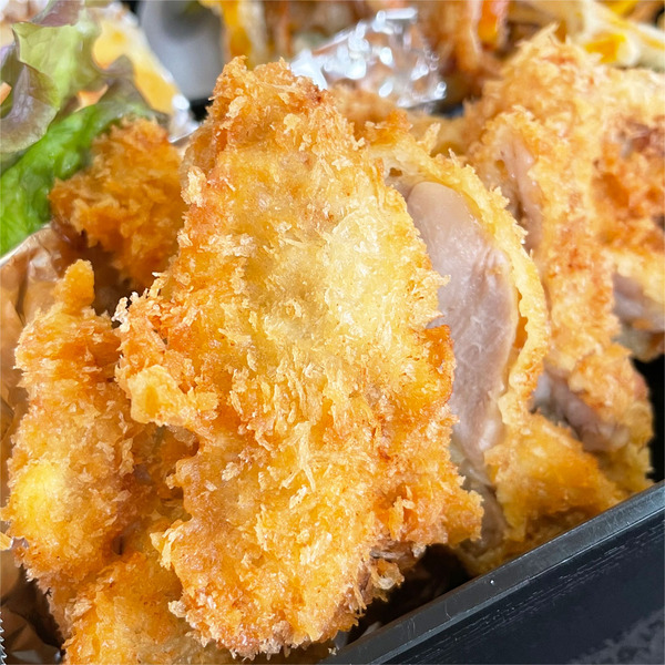 03大きなチキンカツ2枚