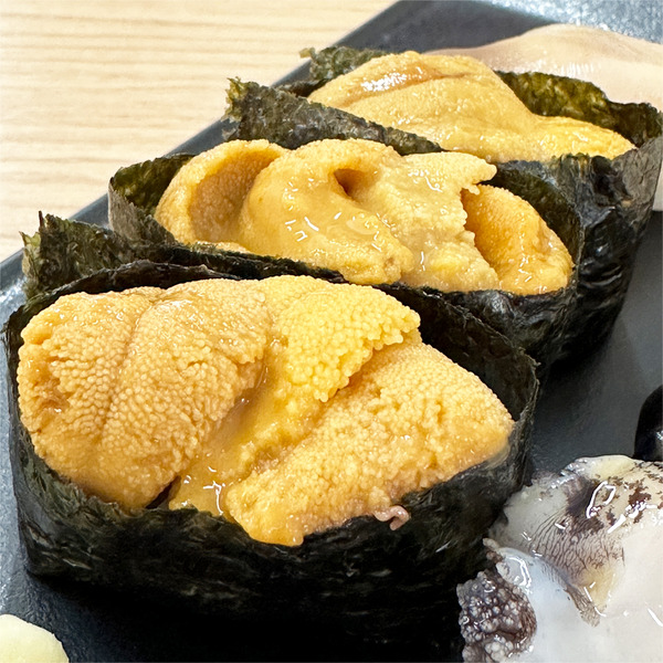 02生うに3貫(2838円)