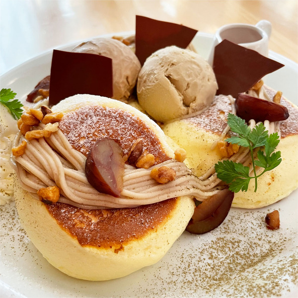 03ほうじ茶香るモンブランのパンケーキ