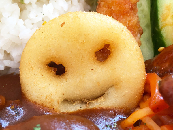 08おとなさまランチ(1320円)ポテト