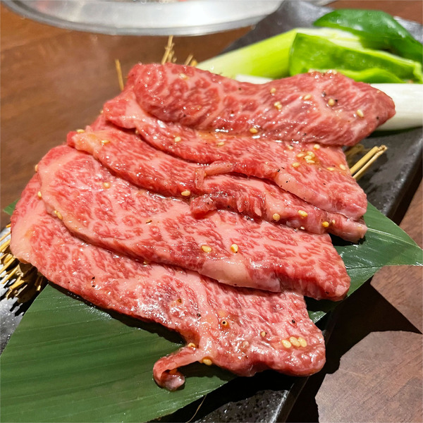 04霜降り特選ロース・塩(1529円)