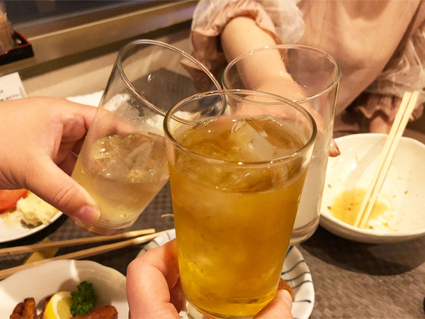 01まずは3人で乾杯