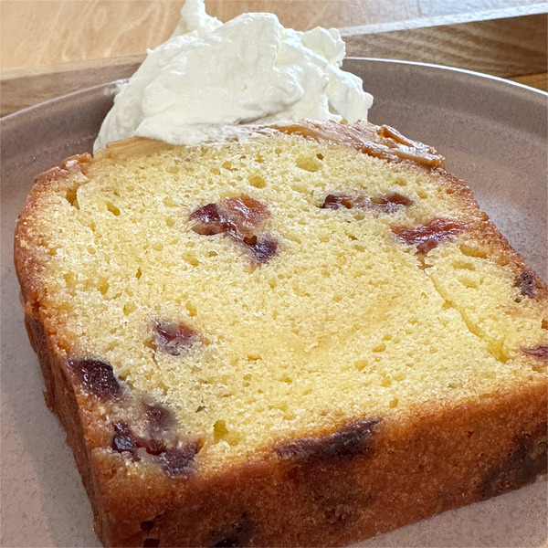 02ドライクランベリーとフロランタンのケーキ(350円)