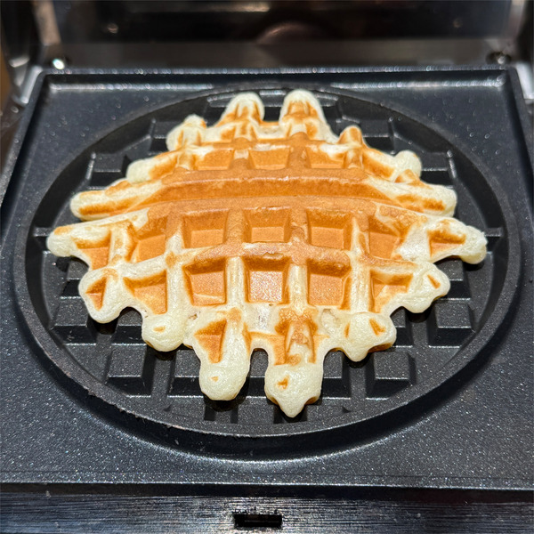 14自分で焼いたワッフル