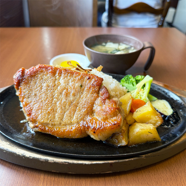 01ブーブーステーキセット(1400円)