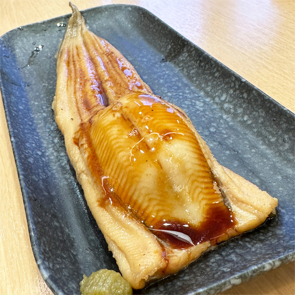 03炙り焼き天然大穴子(473円)