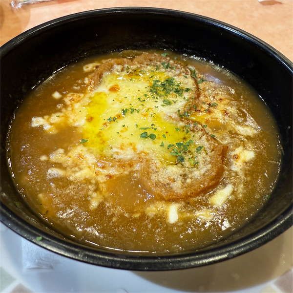 03たまねぎのズッパ(300円)