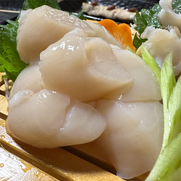 04ホタテ刺身(968円)