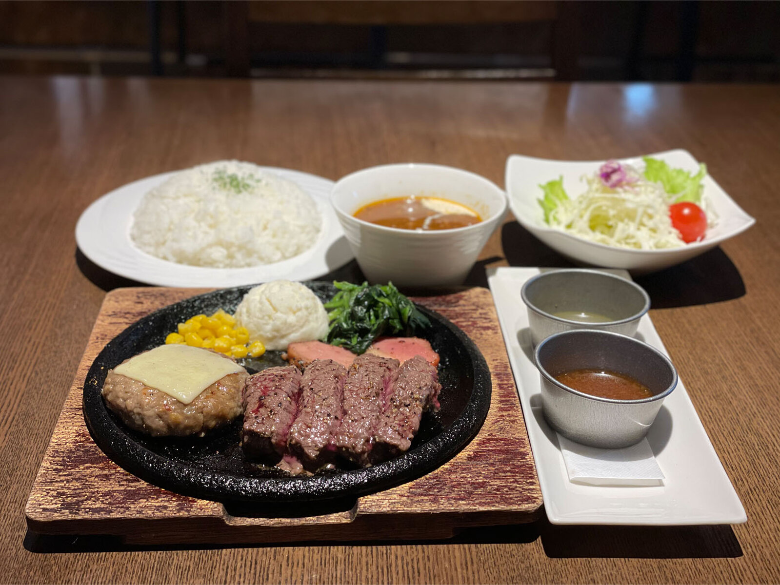 ステーキ バーhiro ヒーロー 音更町 Tomakoのもぐもぐ ステーキ バーhiro ヒーロー 音更町 Tomakoのもぐもぐ