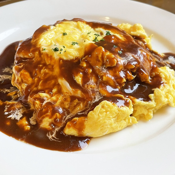 03トロトロオムライス・デミソース(1250円)