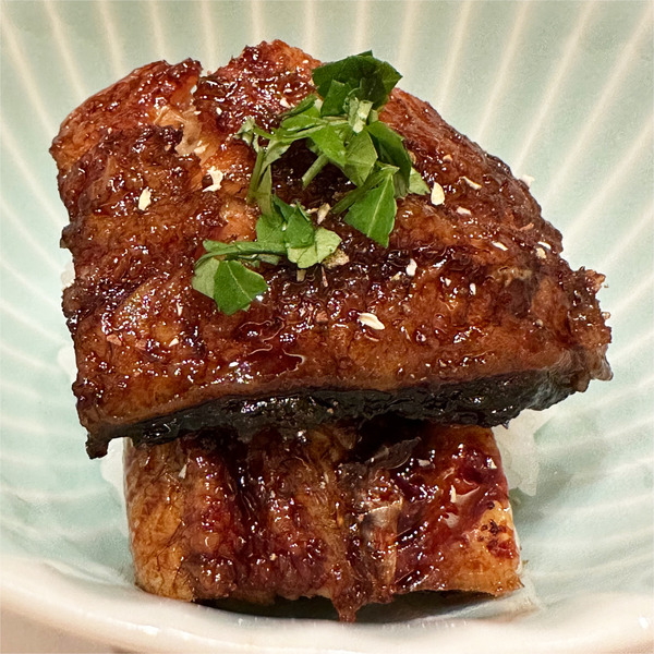 07鰻蒲焼(叩き木の芽・山椒)