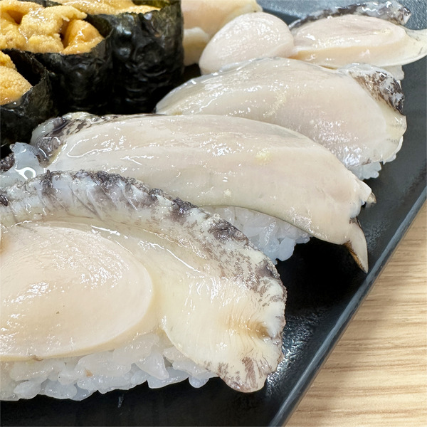 03活あわび3貫(2838円)・活あわび1貫