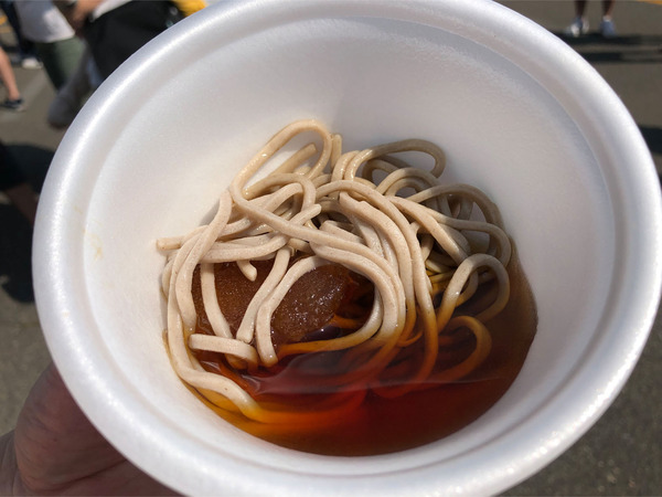 04お蕎麦は２口くらいかな？(;´∀｀)